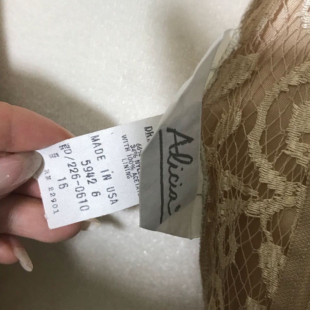 Alicia Maxi Lace Vintage Dress sz 16 - Picture 7 of 9